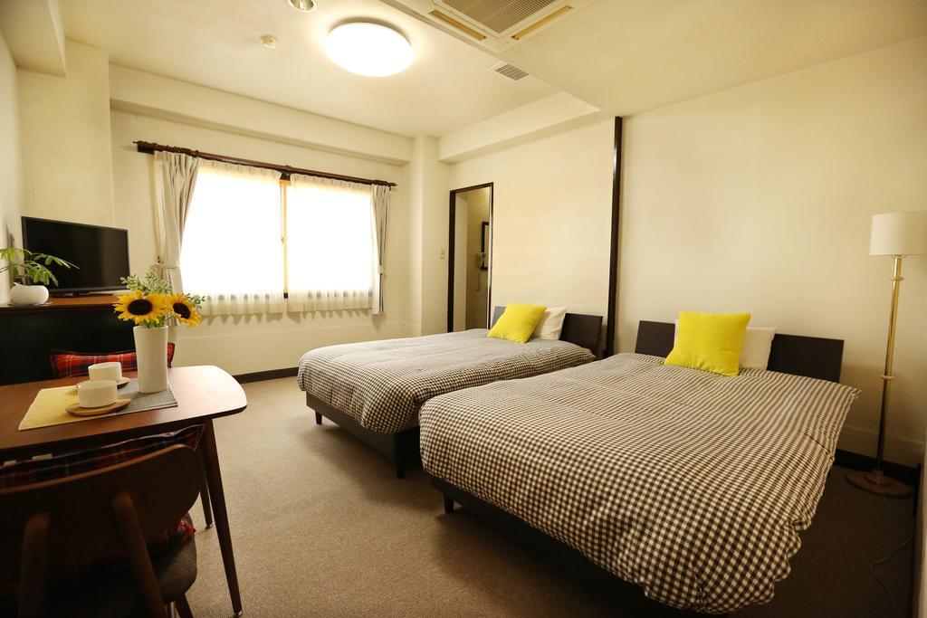 Hotel Tomato Куре Екстериор снимка